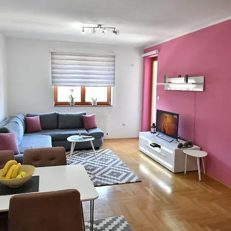 Apartman Helena *