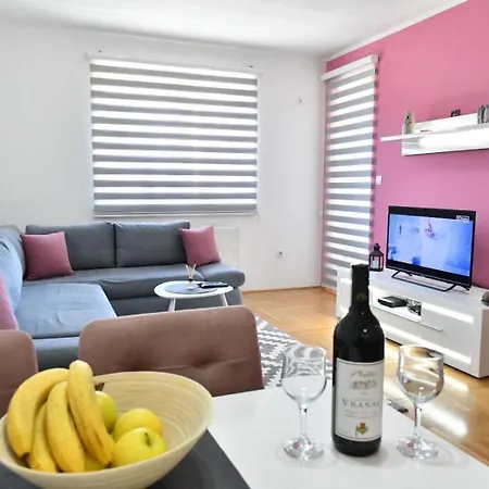 Apartman Helena *